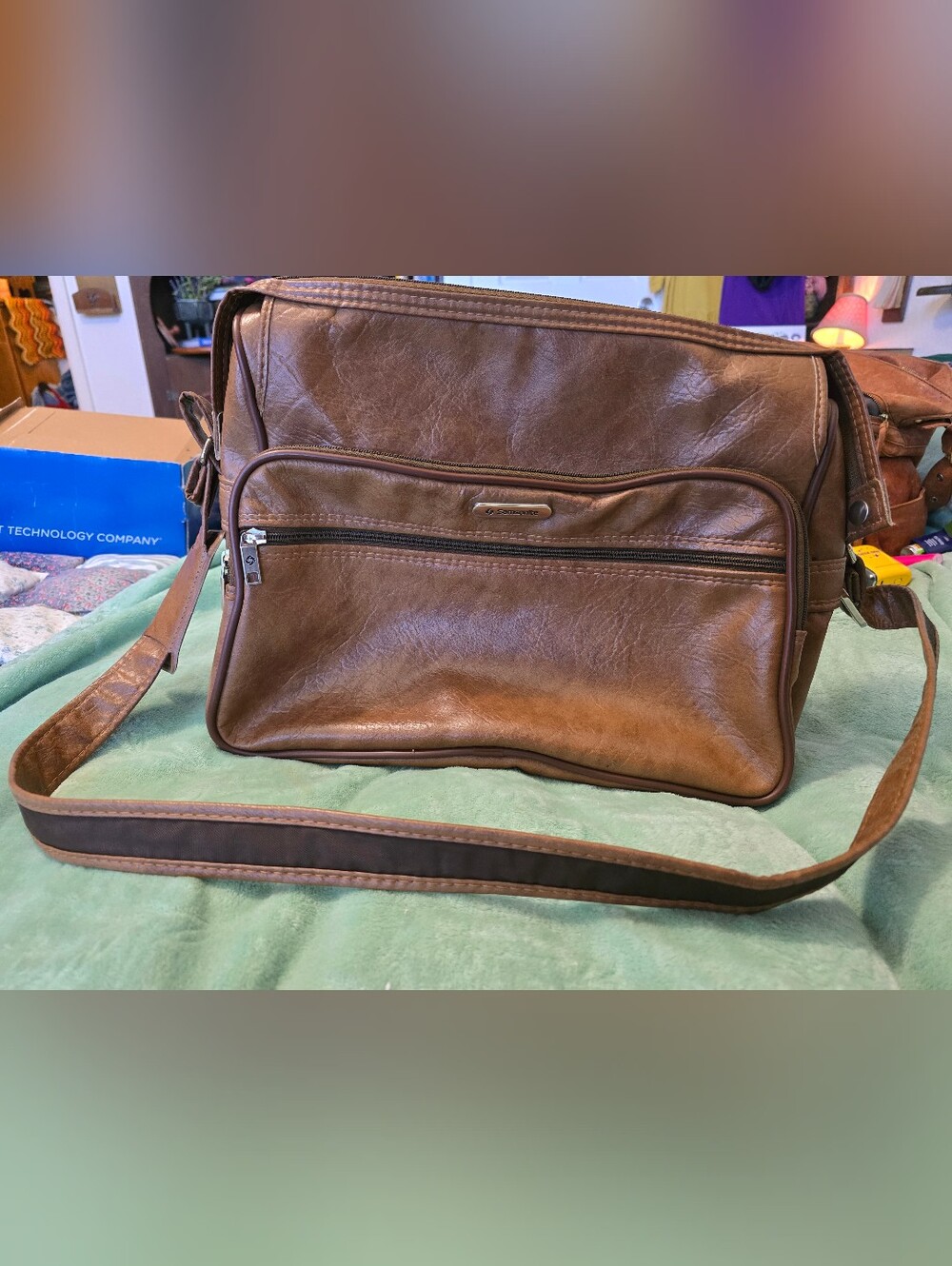 Samsonite Brown Leather-Style Messenger Bag for Men